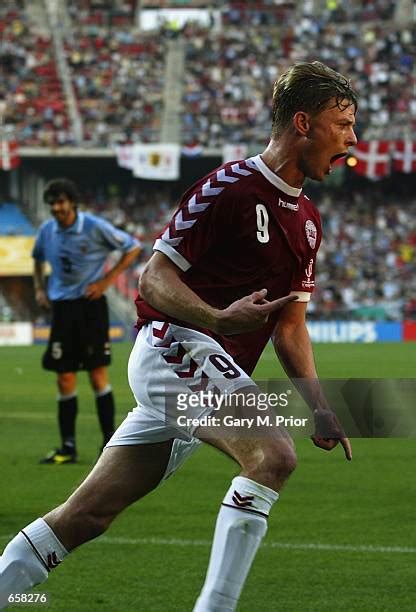 Jon Dahl Tomasson Photos and Premium High Res Pictures - Getty Images