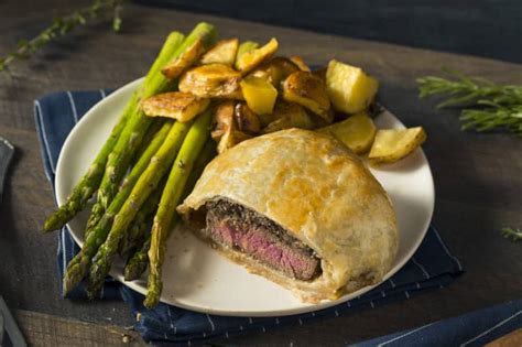 What to Serve With Beef Wellington: 15 Delicious Side Dishes ...