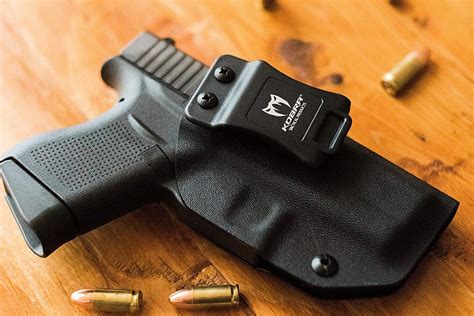 7 Best Kydex Holsters For Handguns [IWB & OWB]