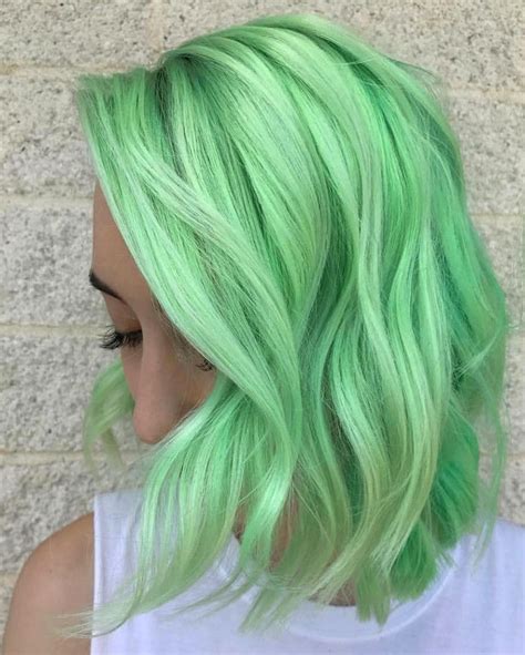 The Cool And Trendy Color Hairstyles Ideas In 2019 | Haar styling, Coole haarfarben, Grüne ...