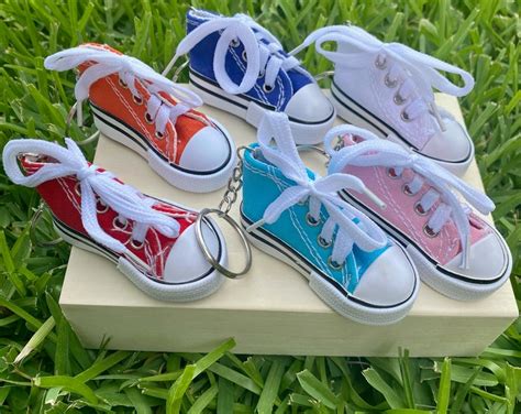 Converse Key Chains Mini Converse Keychain Shoe Keychain Sneaker Keychain High Top Key Chain - Etsy