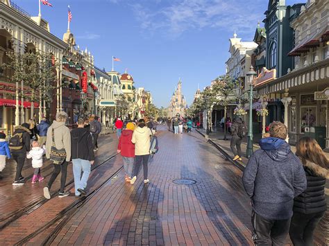 Main Street at Disneyland Paris | Mark Eades Enterprises