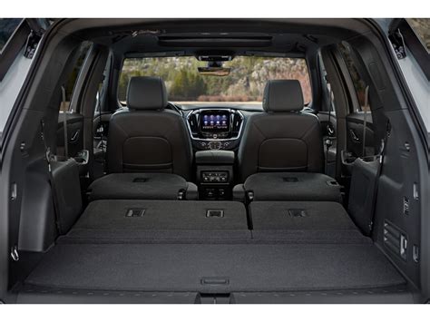 2023 Chevrolet Traverse: 109 Interior Photos | U.S. News