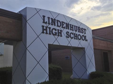 Lindenhurst High School Names 2018 Valedictorian, Salutatorian ...