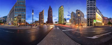 Berlin – Potsdamer Platz Skyline Panorama | fhmedien.de