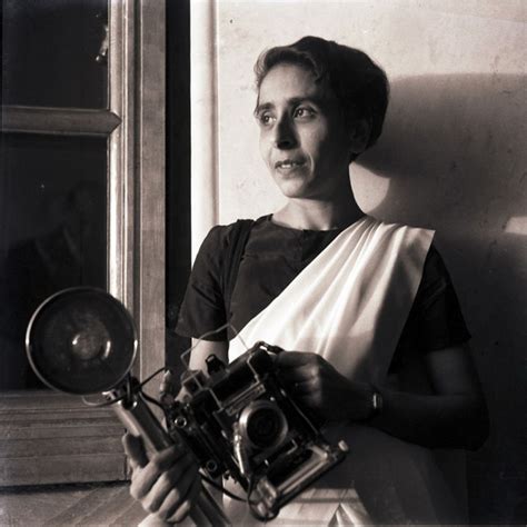 India's First Female Photojournalist, Homai Vyarawalla Captured A ...