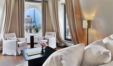 Hotels in Paris You Can Wake Up To Views Of The Eiffel Tower From €18/Night - Klook Travel Blog