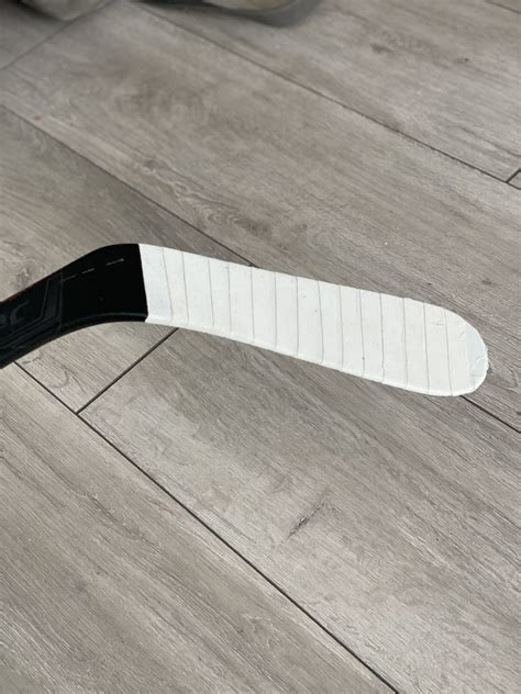 How To Tape A Hockey Stick Blade