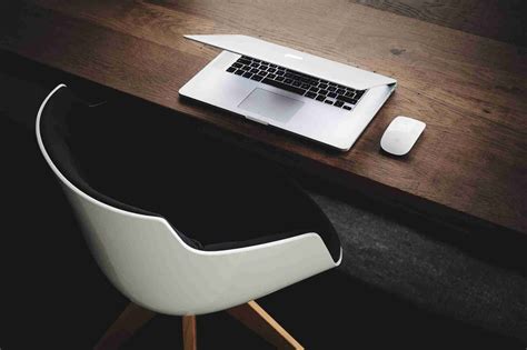 Minimalist Desk - A Clean Workspace for Relaxing Workdays