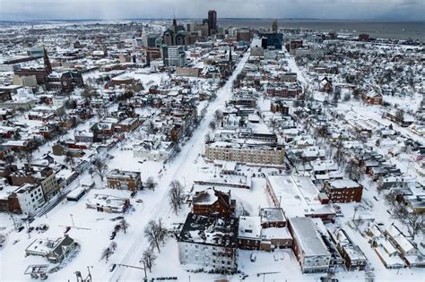 US snow storm mapped: All 21 states that will be hammered by freezing rain this weekend