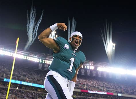 BREAKING: Jalen Hurts & Eagles Agree On A Historic Contract Extension ...