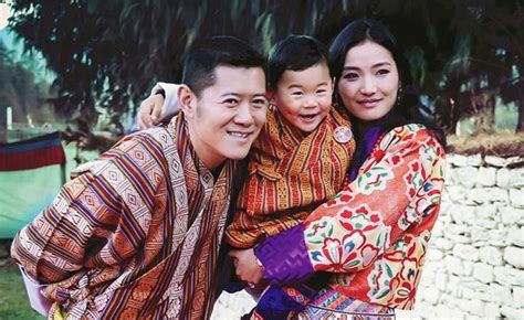 Royal Baby Alert! Bhutan's King and Queen Are Expecting Their Second ...