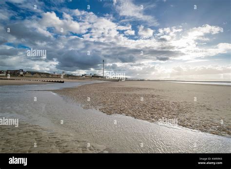 Rhyl beach hi-res stock photography and images - Alamy