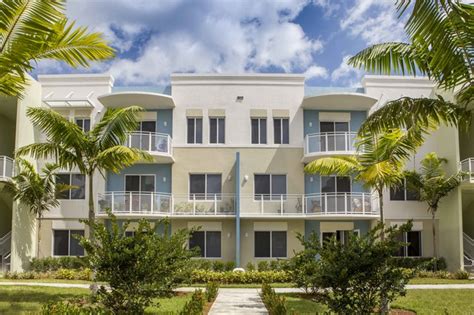 Pelican Cove Apartment Homes Apartments - Miami Gardens, FL | Apartments.com