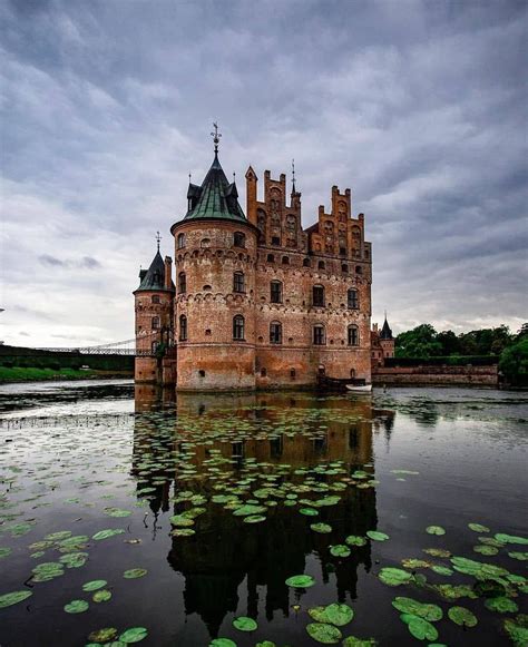 European Castles on Instagram: "⭐Egeskov Castle is located in the south ...