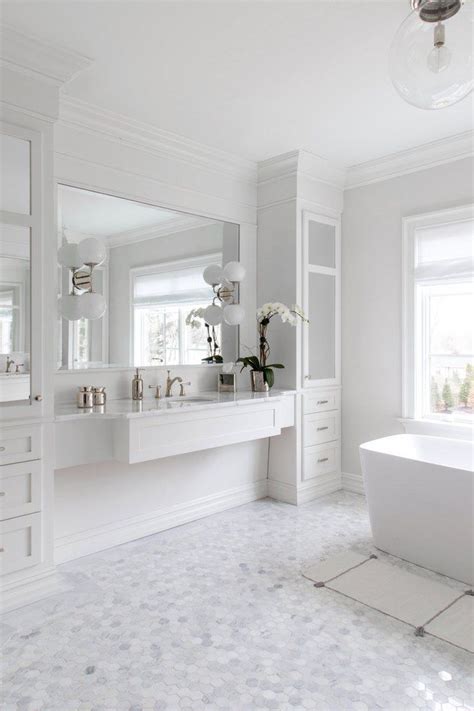 7 Pretty Bathroom Floor Tile Ideas to Pin (Even If You're Not ...