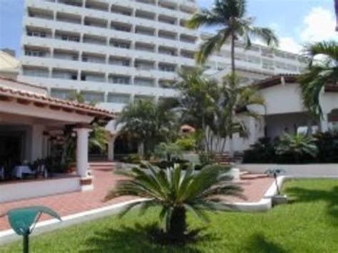 Tropicana Hotel Puerto Vallarta in Mexico - Room Deals, Photos & Reviews