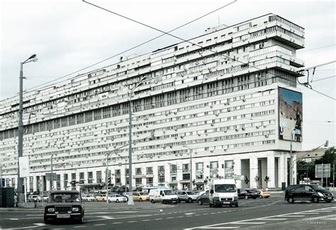 Inquilinos e inmuebles de concreto: Retratos de los antiguos bloques soviéticos | ArchDaily México