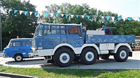 Pin by Steve Stewart on Foreign Rigs | Old lorries, 6x6 truck, Heavy duty trucks