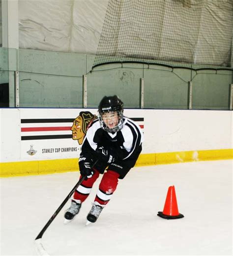 Hockey Lessons at Rocket Ice Skating Rink|Fast paced fun!