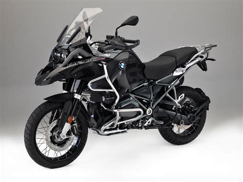 First Hybrid, xDrive BMW Motorcycle Revealed