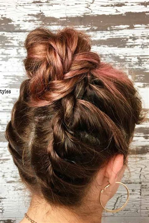 30 Easy And Fancy Ideas Of Wearing Hair Bun For Short Hair