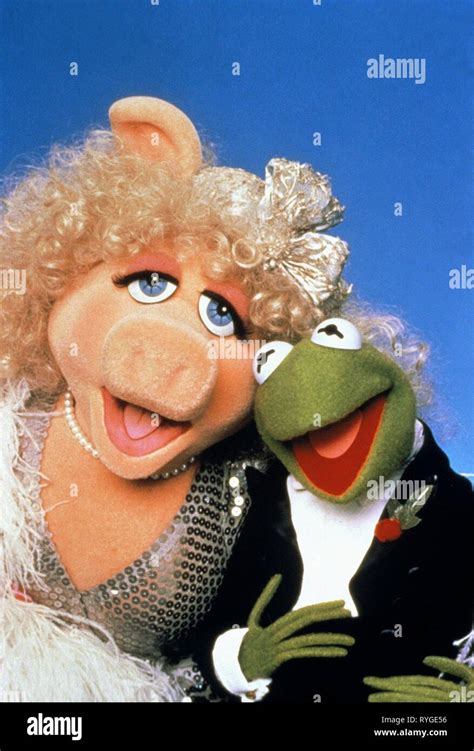 The Muppets Miss Piggy And Kermit