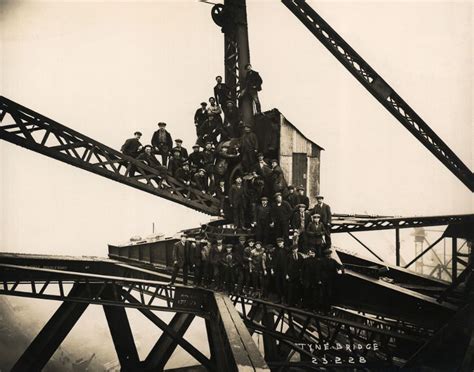 Rare Historical Photos of Construction of the Tyne Bridge in Newcastle upon Tyne