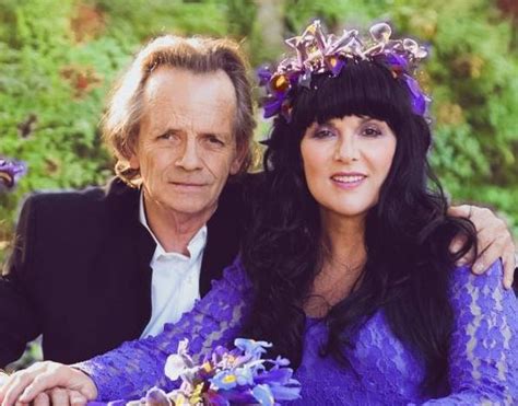 Dean Wetter Heart singer Ann Wilson's husband - DailyEntertainmentNews.com