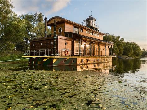 BARGE A BOAT HOUSE on Behance