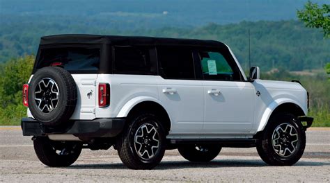 2023 Ford Bronco Sport Outer Banks Black