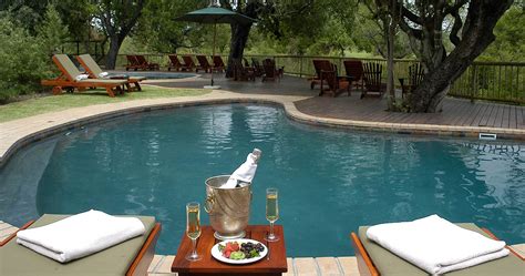 Sabi Sabi Bush Lodge in Sabi Sands Game Reserve - Kruger National Park ...