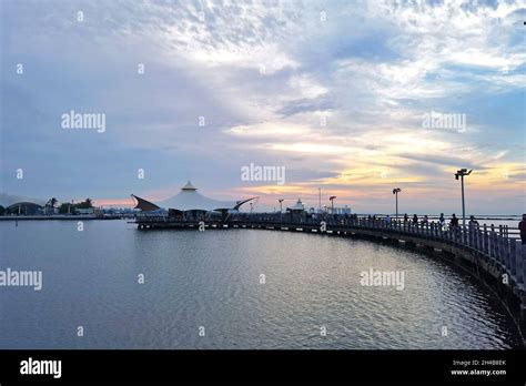 Pantai Ancol Beach, Jakarta, Indonesia Stock Photo - Alamy