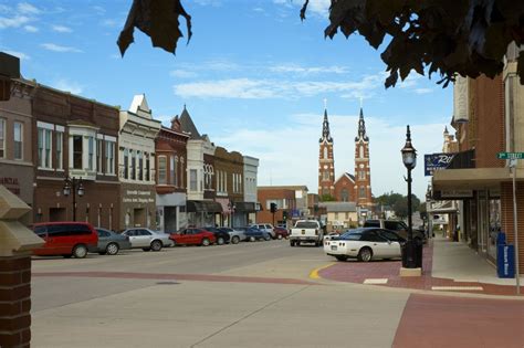 Downtown Dyersville, Iowa | Places visited | Pinterest