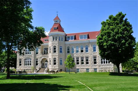 11 Top-Ranked Wisconsin Colleges and Universities