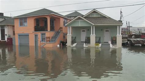 'That's not enough;' Mid-City residents, business owners want more done to stop flooding | wwltv.com