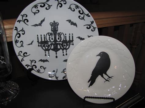 Sustainably Chic Designs: Spookathon Dollar Tree Halloween Plates