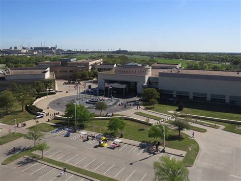 George Bush Presidential Library and Museum | Tour Texas