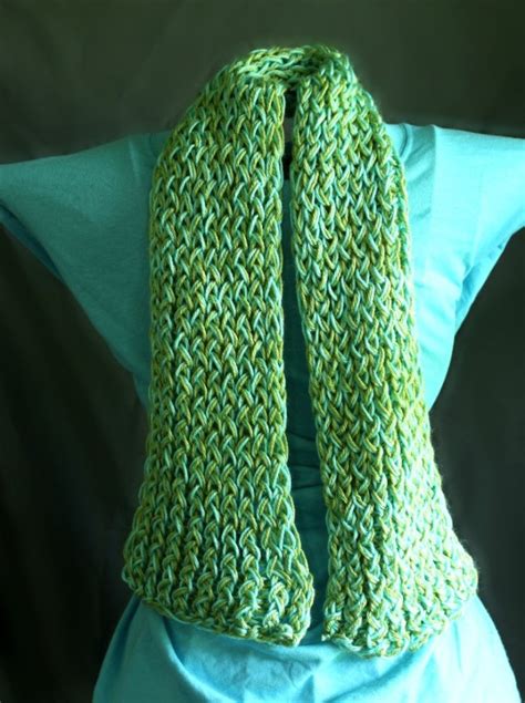 16 Loom Knitting Scarf Patterns - The Funky Stitch