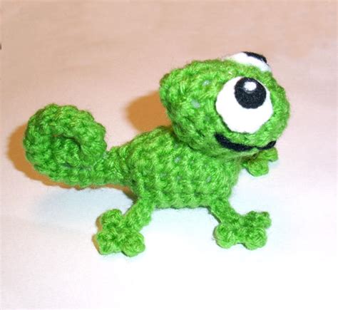 Small Pascal the Chameleon Plushie by happysquidmuffin on DeviantArt