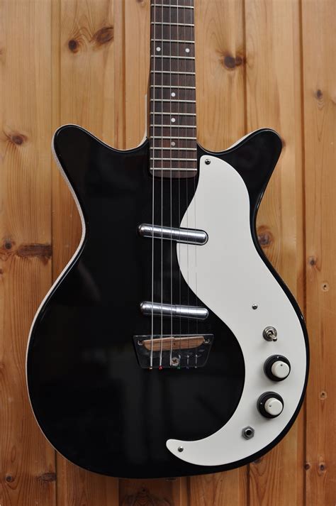 Danelectro 3021 Shorthorn Guitar 1959 Black Guitar For Sale Dirk Witte Music Store