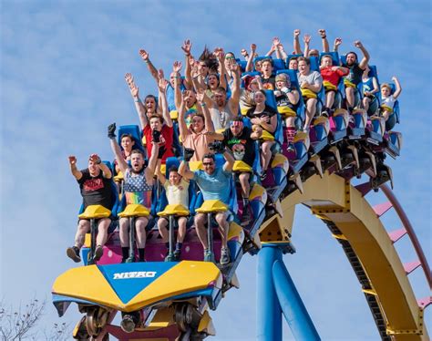 Watch: 300 thrill-seekers take on Six Flags Polar Coaster Challenge - silive.com