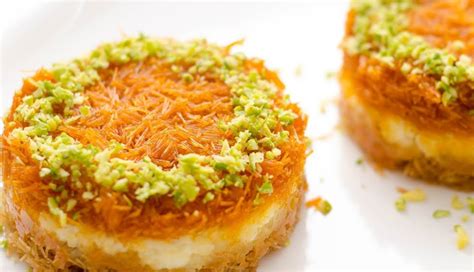 5 Mouthwatering Egyptian Desserts You Must Try - lifeberrys.com