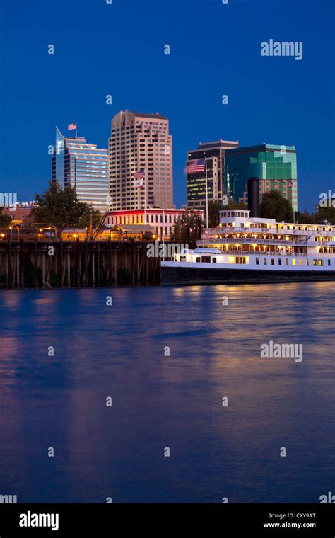 Sacramento skyline hi-res stock photography and images - Alamy