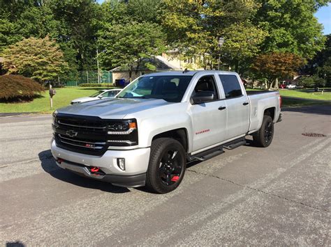 Chevrolet Silverado 1500: The best of both worlds - WTOP News