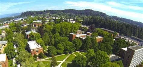 Best Colleges & Universities in Oregon | Top Consensus Ranked Schools in Oregon 2021