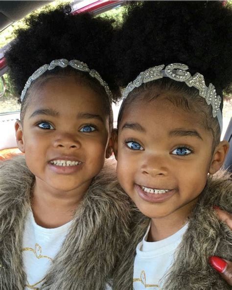 Megan and Morgan Boyd: Meet These Blue-Eyed Twins Become Instagram ...