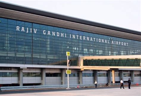 Rajiv Gandhi International Airport is situated in : / राजीव गांधी ...