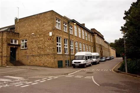 Poor Ofsted report for Honley High School - despite best-ever GCSEs - Huddersfield Examiner