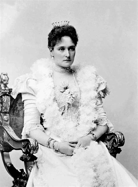 1898 Tsaritsa Alexandra in dress with spyglass sleeves sitting | Grand Ladies | gogm